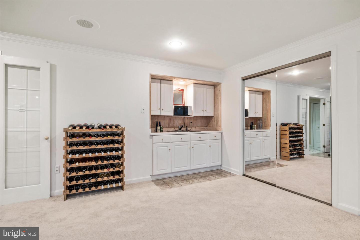 3405 SILVER MAPLE PL, FALLS CHURCH, Virginia 22042, 4 Bedrooms Bedrooms, ,4 BathroomsBathrooms,Residential,For sale,3405 SILVER MAPLE PL,VAFX2259220 MLS # VAFX2259220