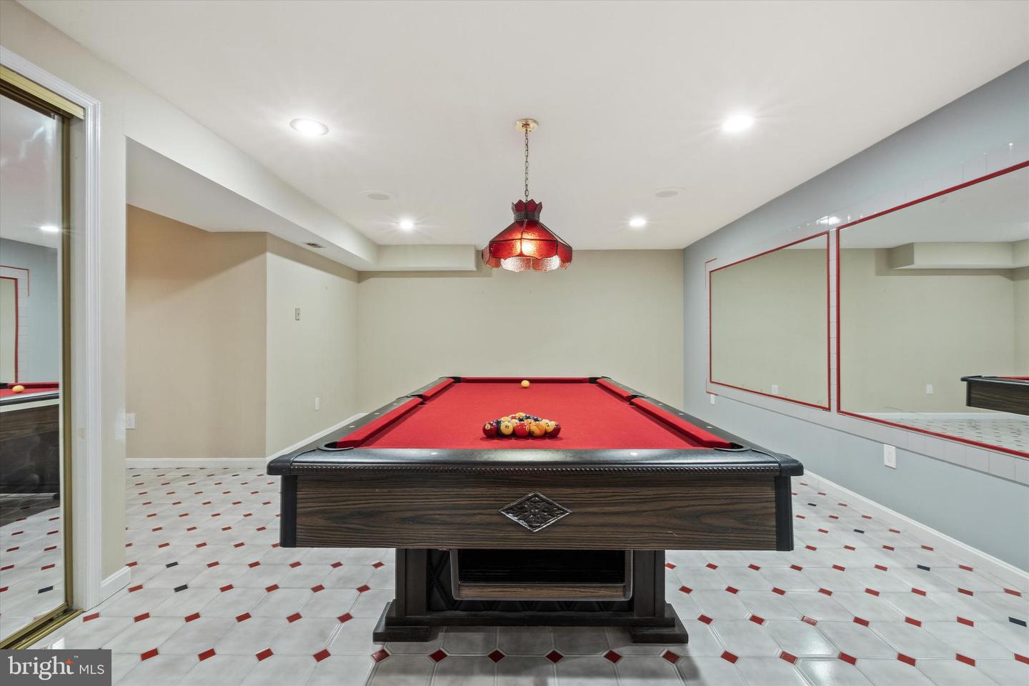 3405 SILVER MAPLE PL, FALLS CHURCH, Virginia 22042, 4 Bedrooms Bedrooms, ,4 BathroomsBathrooms,Residential,For sale,3405 SILVER MAPLE PL,VAFX2259220 MLS # VAFX2259220