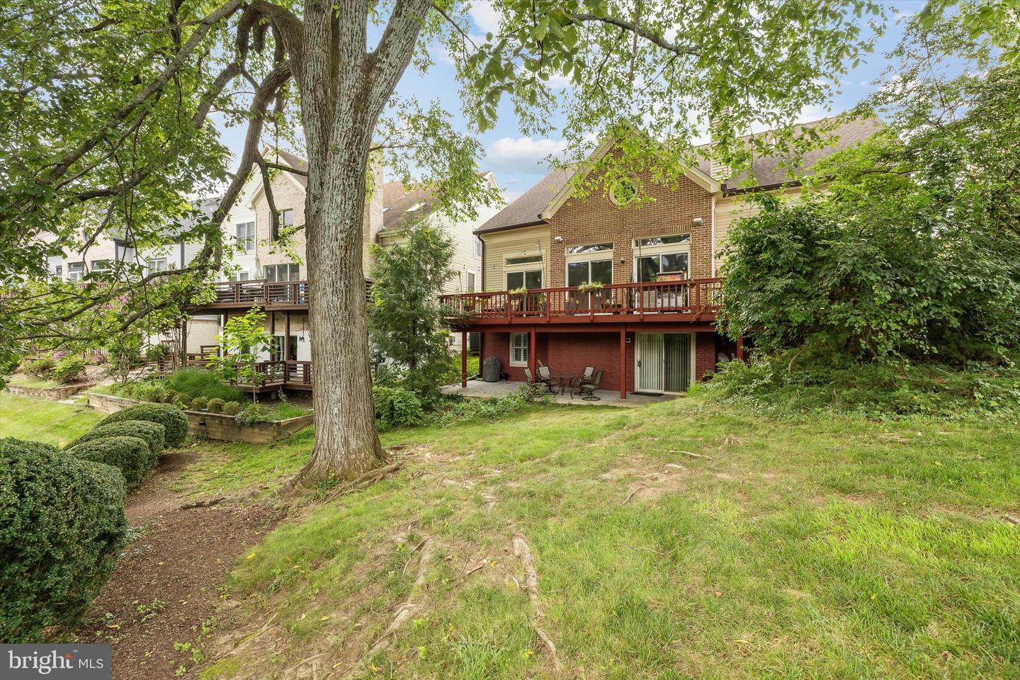 3405 SILVER MAPLE PL, FALLS CHURCH, Virginia 22042, 4 Bedrooms Bedrooms, ,4 BathroomsBathrooms,Residential,For sale,3405 SILVER MAPLE PL,VAFX2259220 MLS # VAFX2259220