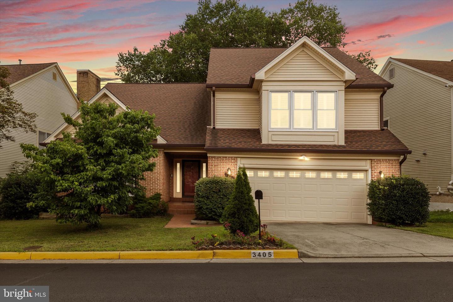 3405 SILVER MAPLE PL, FALLS CHURCH, Virginia 22042, 4 Bedrooms Bedrooms, ,4 BathroomsBathrooms,Residential,For sale,3405 SILVER MAPLE PL,VAFX2259220 MLS # VAFX2259220