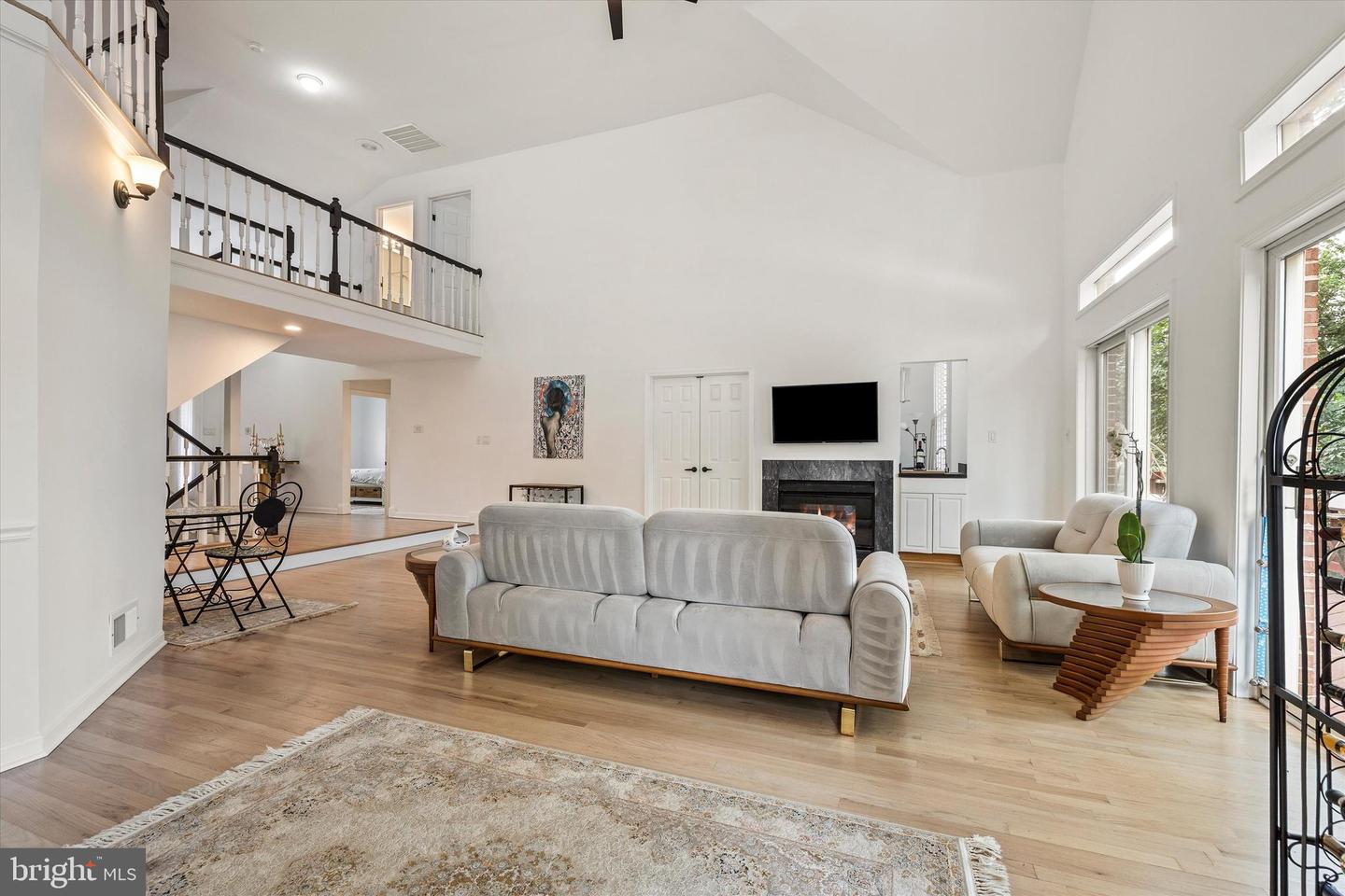 3405 SILVER MAPLE PL, FALLS CHURCH, Virginia 22042, 4 Bedrooms Bedrooms, ,4 BathroomsBathrooms,Residential,For sale,3405 SILVER MAPLE PL,VAFX2259220 MLS # VAFX2259220