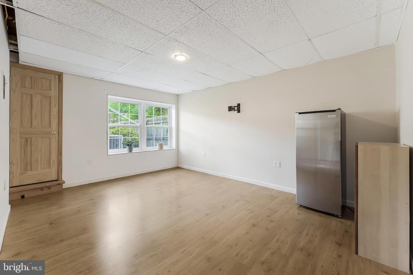 1123 MOOREFIELD HILL CT SW, VIENNA, Virginia 22180, 3 Bedrooms Bedrooms, ,3 BathroomsBathrooms,Residential,For sale,1123 MOOREFIELD HILL CT SW,VAFX2259228 MLS # VAFX2259228