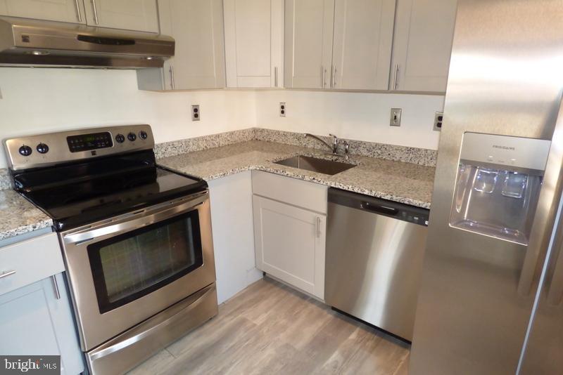 2112 38TH ST SE #102, WASHINGTON, District Of Columbia 20020, 1 Bedroom Bedrooms, ,1 BathroomBathrooms,Residential,For sale,2112 38TH ST SE #102,DCDC2213542 MLS # DCDC2213542