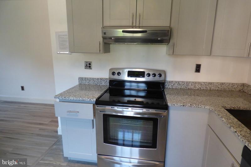 2112 38TH ST SE #102, WASHINGTON, District Of Columbia 20020, 1 Bedroom Bedrooms, ,1 BathroomBathrooms,Residential,For sale,2112 38TH ST SE #102,DCDC2213542 MLS # DCDC2213542