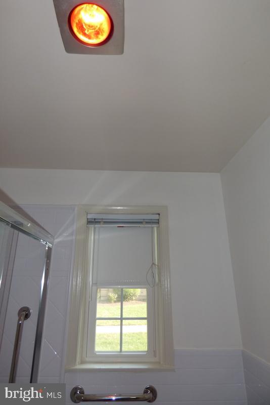 2112 38TH ST SE #102, WASHINGTON, District Of Columbia 20020, 1 Bedroom Bedrooms, ,1 BathroomBathrooms,Residential,For sale,2112 38TH ST SE #102,DCDC2213542 MLS # DCDC2213542