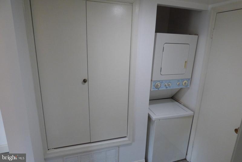 2112 38TH ST SE #102, WASHINGTON, District Of Columbia 20020, 1 Bedroom Bedrooms, ,1 BathroomBathrooms,Residential,For sale,2112 38TH ST SE #102,DCDC2213542 MLS # DCDC2213542