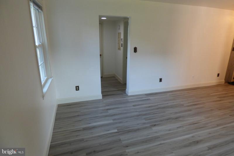 2112 38TH ST SE #102, WASHINGTON, District Of Columbia 20020, 1 Bedroom Bedrooms, ,1 BathroomBathrooms,Residential,For sale,2112 38TH ST SE #102,DCDC2213542 MLS # DCDC2213542