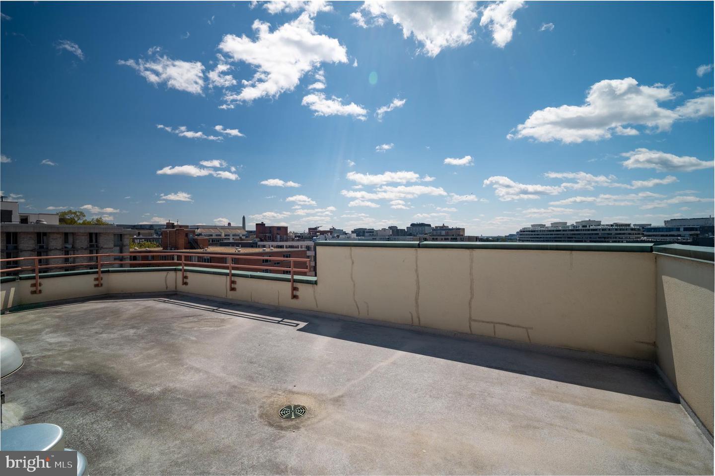 955 26TH ST NW #803, WASHINGTON, District Of Columbia 20037, ,1 BathroomBathrooms,Residential,For sale,955 26TH ST NW #803,DCDC2213660 MLS # DCDC2213660