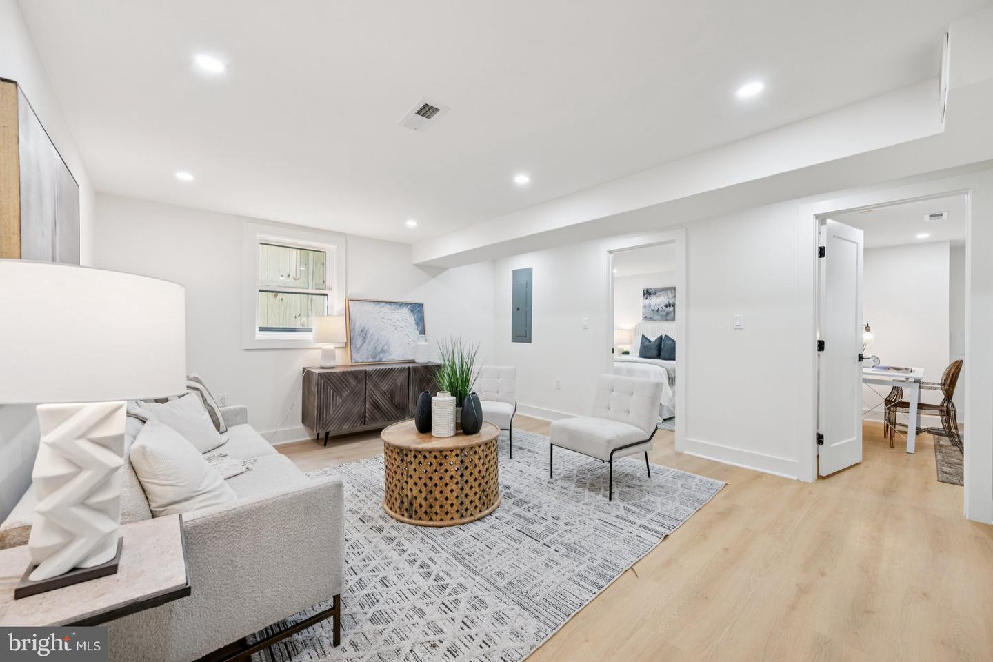 1308 WHITTIER PL NW, WASHINGTON, District Of Columbia 20012, 5 Bedrooms Bedrooms, ,3 BathroomsBathrooms,Residential,For sale,1308 WHITTIER PL NW,DCDC2213682 MLS # DCDC2213682
