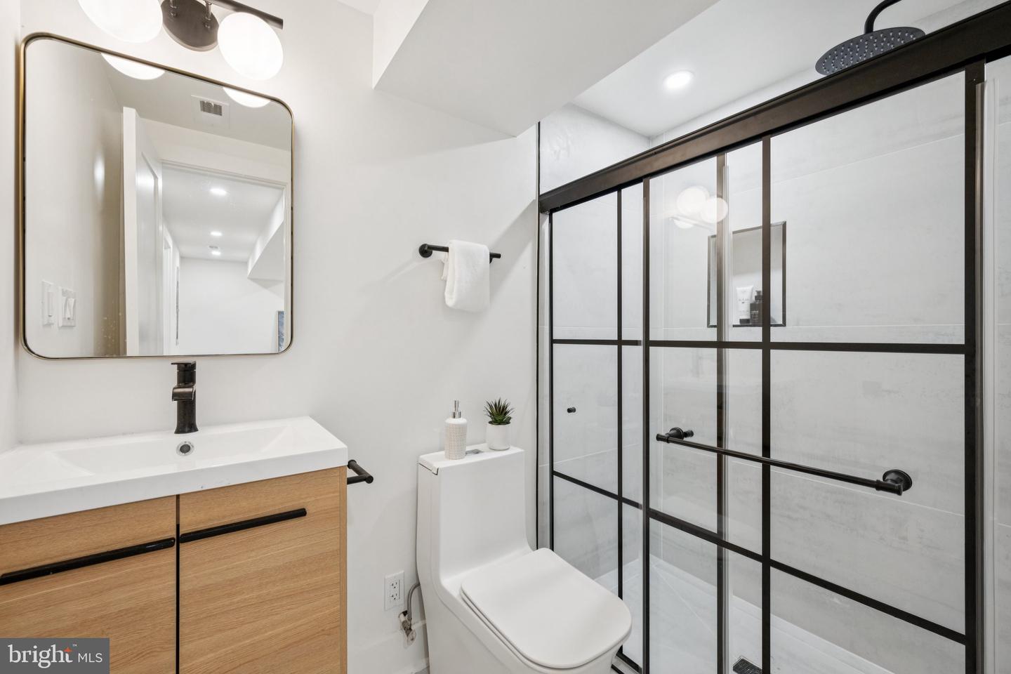 1308 WHITTIER PL NW, WASHINGTON, District Of Columbia 20012, 5 Bedrooms Bedrooms, ,3 BathroomsBathrooms,Residential,For sale,1308 WHITTIER PL NW,DCDC2213682 MLS # DCDC2213682