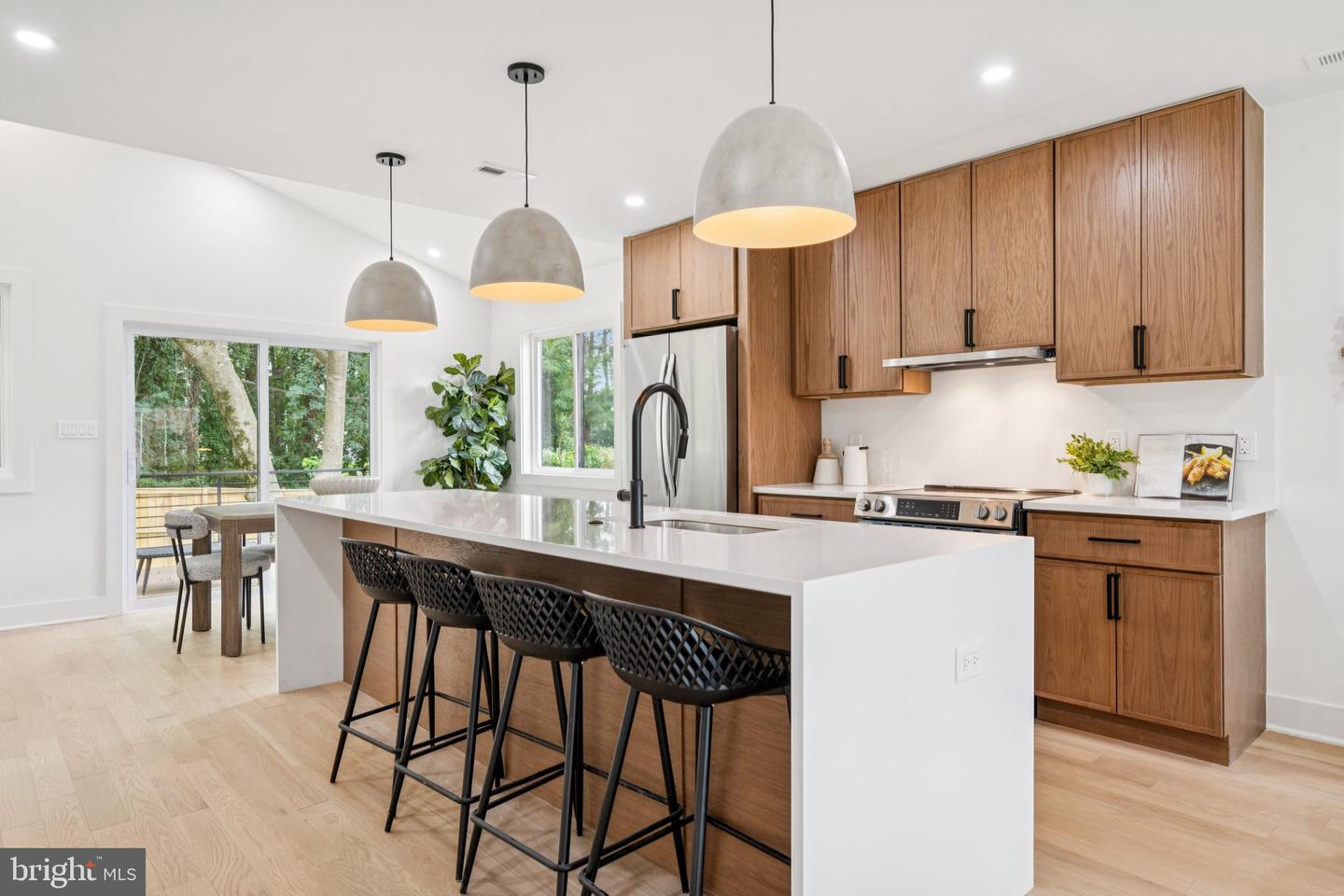 1308 WHITTIER PL NW, WASHINGTON, District Of Columbia 20012, 5 Bedrooms Bedrooms, ,3 BathroomsBathrooms,Residential,For sale,1308 WHITTIER PL NW,DCDC2213682 MLS # DCDC2213682