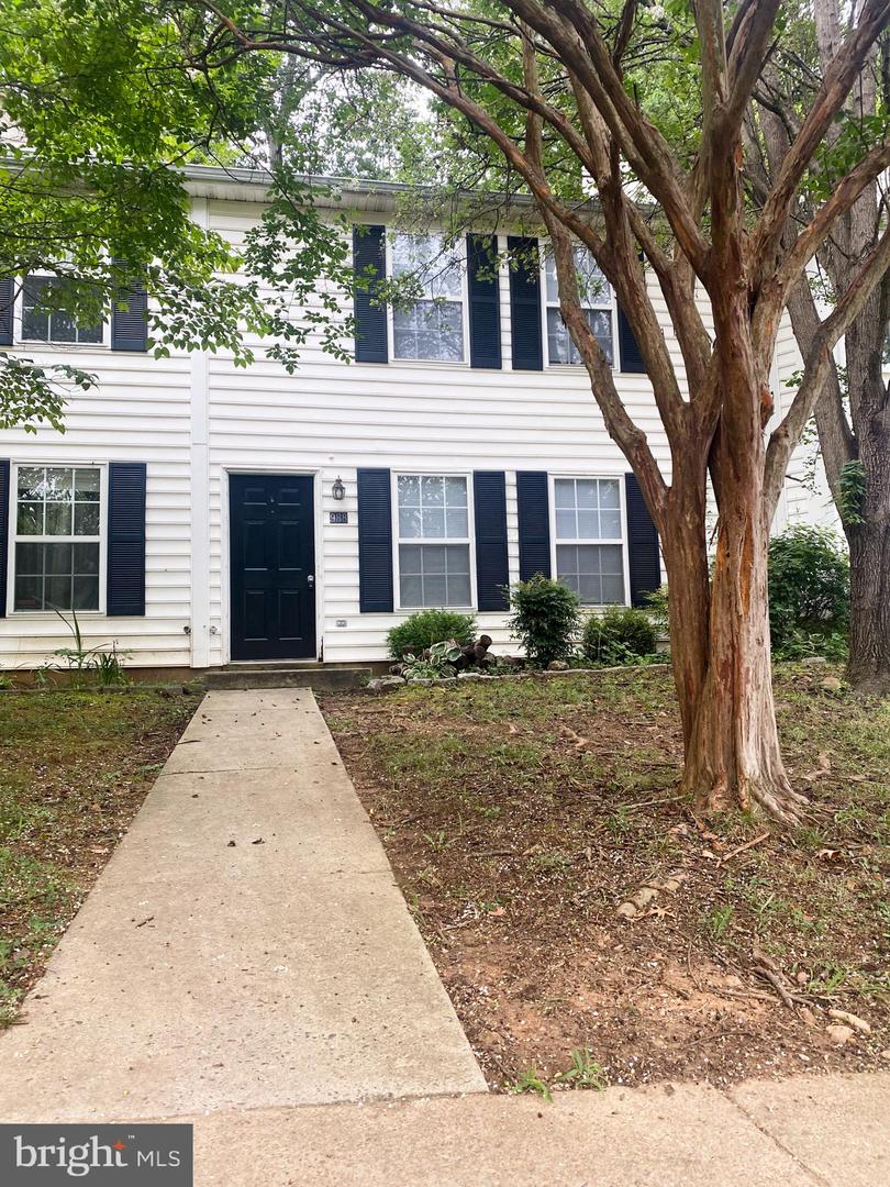 988 TOWNE LN, CHARLOTTESVILLE, Virginia 22901, 3 Bedrooms Bedrooms, ,2 BathroomsBathrooms,Residential,For sale,988 TOWNE LN,VAAB2001066 MLS # VAAB2001066