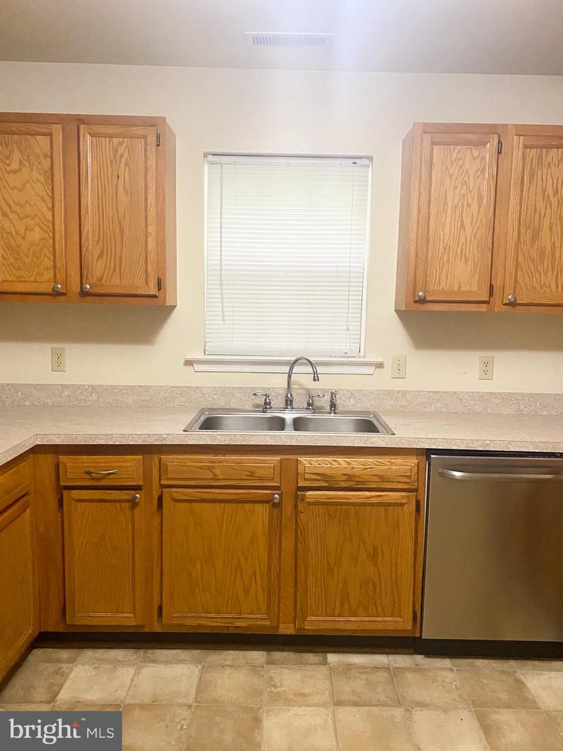 988 TOWNE LN, CHARLOTTESVILLE, Virginia 22901, 3 Bedrooms Bedrooms, ,2 BathroomsBathrooms,Residential,For sale,988 TOWNE LN,VAAB2001066 MLS # VAAB2001066