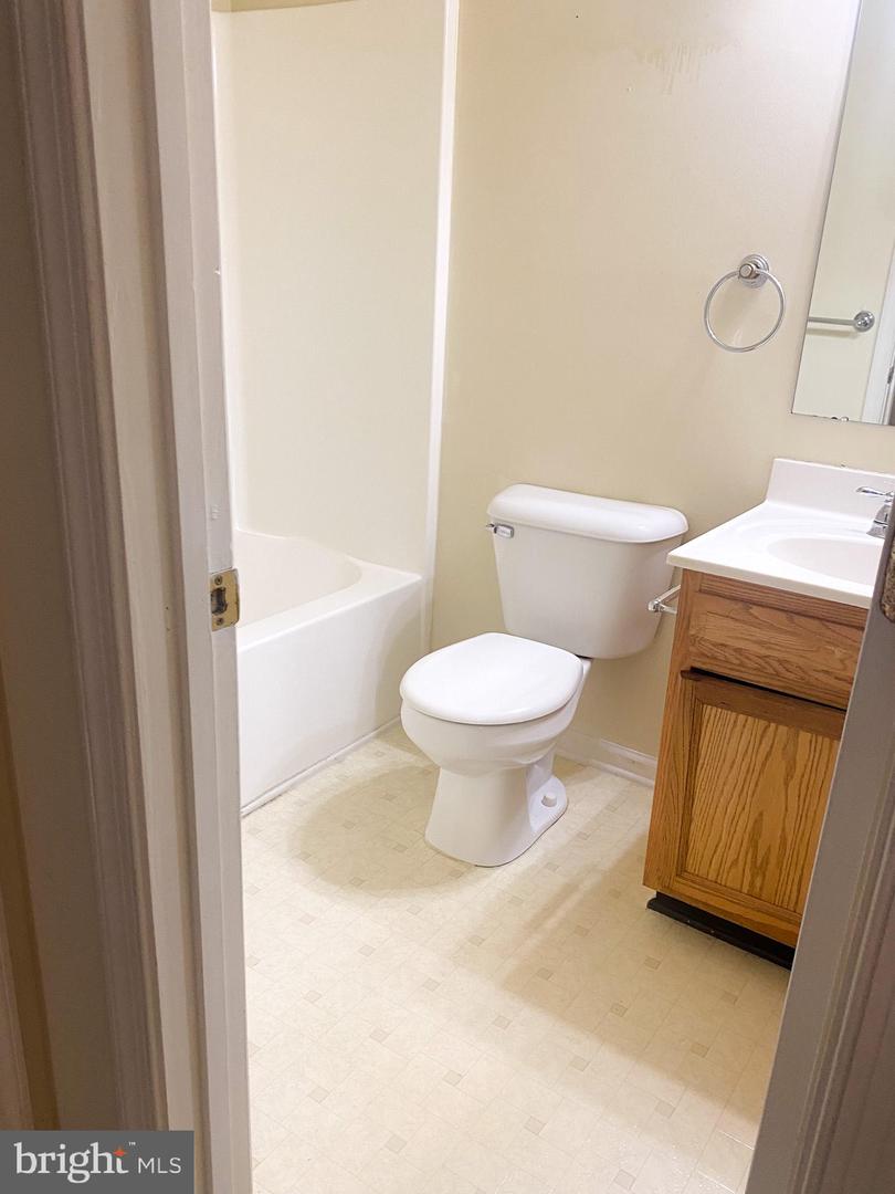 988 TOWNE LN, CHARLOTTESVILLE, Virginia 22901, 3 Bedrooms Bedrooms, ,2 BathroomsBathrooms,Residential,For sale,988 TOWNE LN,VAAB2001066 MLS # VAAB2001066