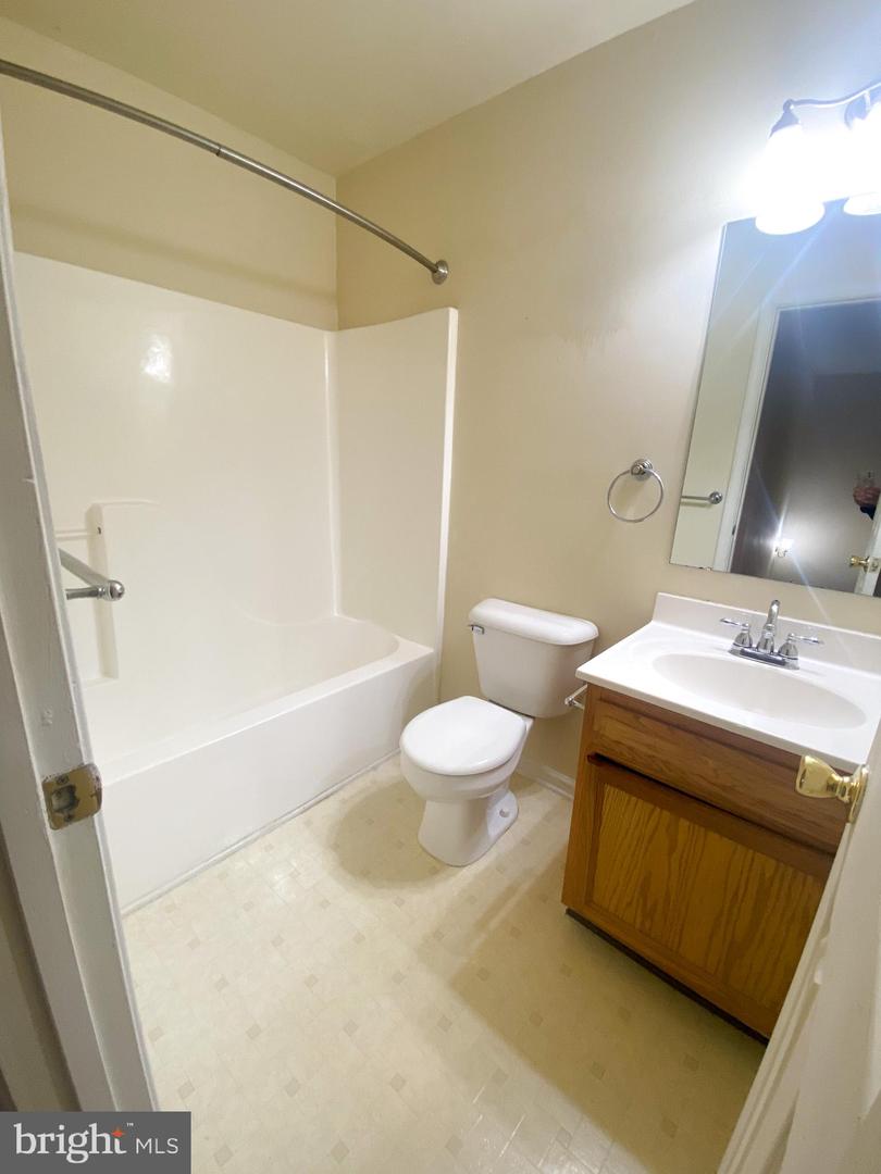 988 TOWNE LN, CHARLOTTESVILLE, Virginia 22901, 3 Bedrooms Bedrooms, ,2 BathroomsBathrooms,Residential,For sale,988 TOWNE LN,VAAB2001066 MLS # VAAB2001066