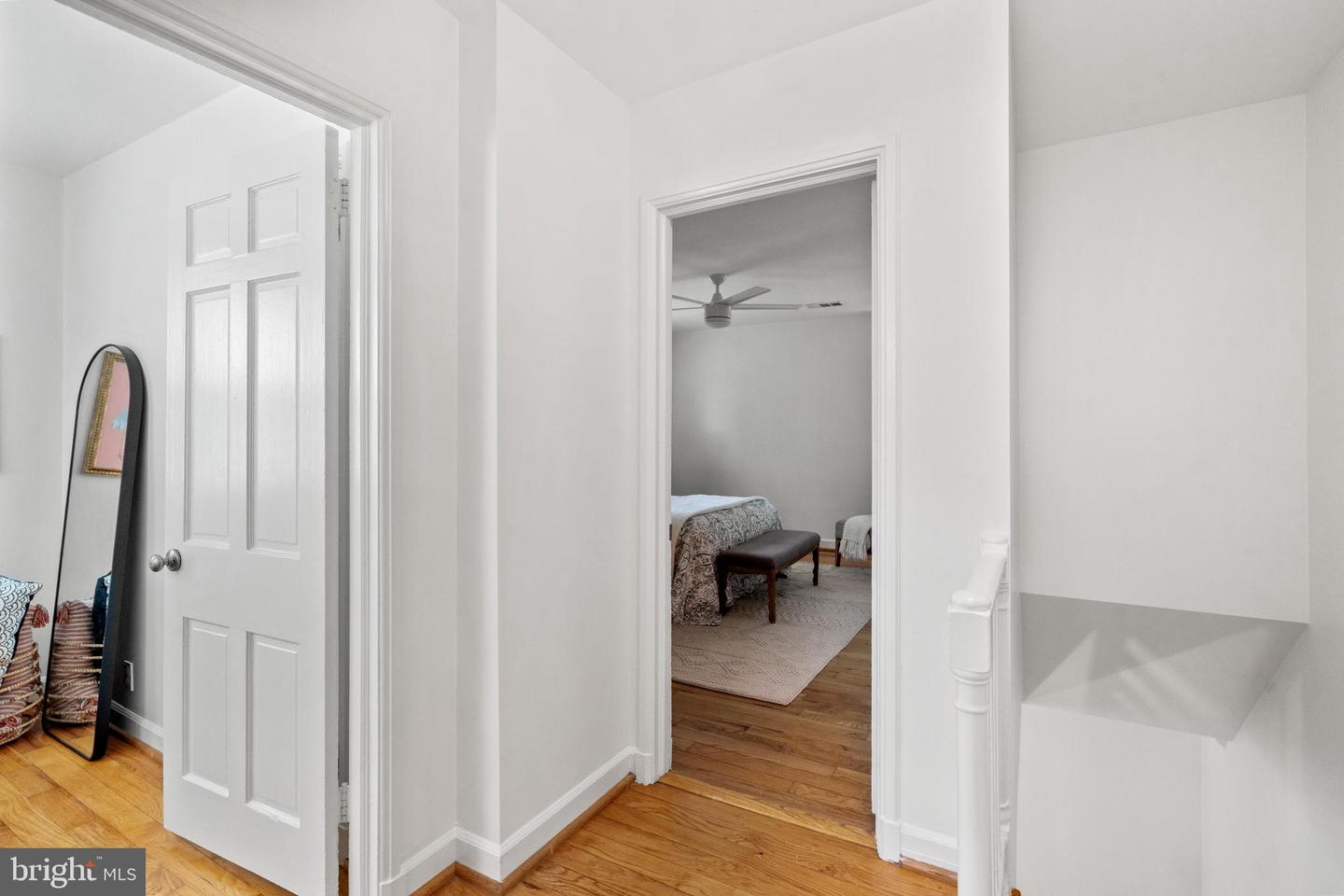 3327 S STAFFORD ST, ARLINGTON, Virginia 22206, 2 Bedrooms Bedrooms, ,2 BathroomsBathrooms,Residential,For sale,3327 S STAFFORD ST,VAAR2061852 MLS # VAAR2061852