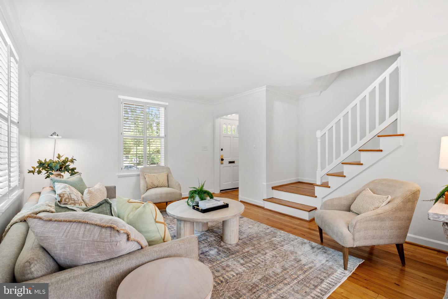 3327 S STAFFORD ST, ARLINGTON, Virginia 22206, 2 Bedrooms Bedrooms, ,2 BathroomsBathrooms,Residential,For sale,3327 S STAFFORD ST,VAAR2061852 MLS # VAAR2061852