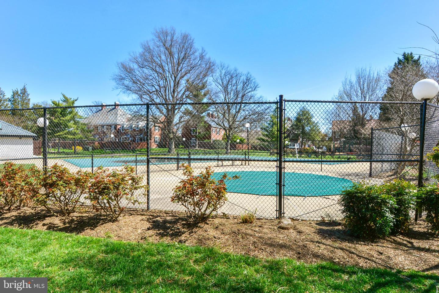 3327 S STAFFORD ST, ARLINGTON, Virginia 22206, 2 Bedrooms Bedrooms, ,2 BathroomsBathrooms,Residential,For sale,3327 S STAFFORD ST,VAAR2061852 MLS # VAAR2061852