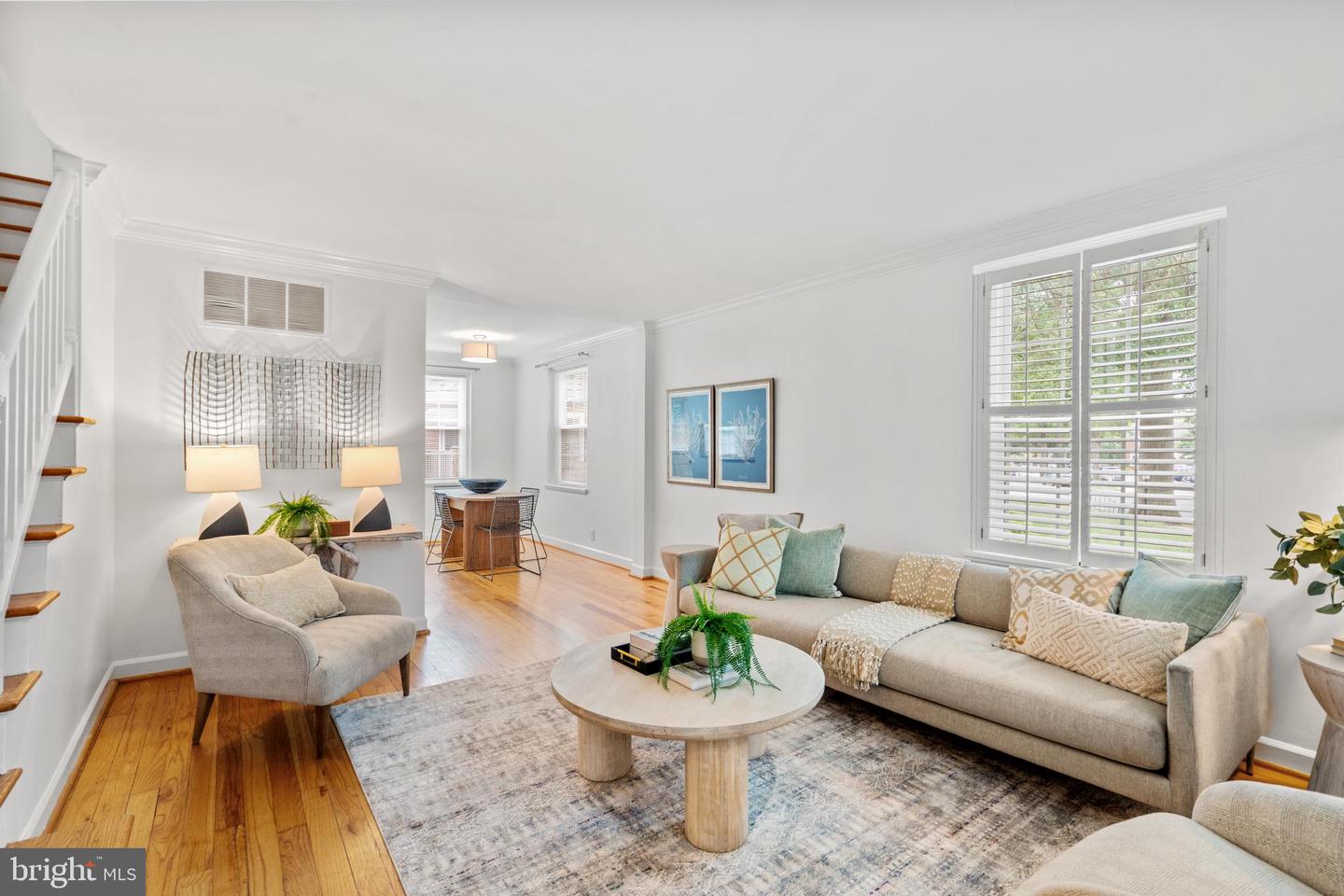3327 S STAFFORD ST, ARLINGTON, Virginia 22206, 2 Bedrooms Bedrooms, ,2 BathroomsBathrooms,Residential,For sale,3327 S STAFFORD ST,VAAR2061852 MLS # VAAR2061852