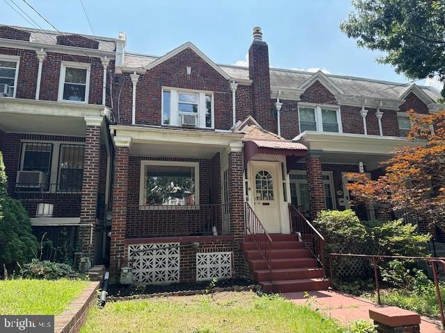 118 LONGFELLOW ST NW, WASHINGTON, District Of Columbia 20011, 3 Bedrooms Bedrooms, ,2 BathroomsBathrooms,Residential,For sale,118 LONGFELLOW ST NW,DCDC2213738 MLS # DCDC2213738