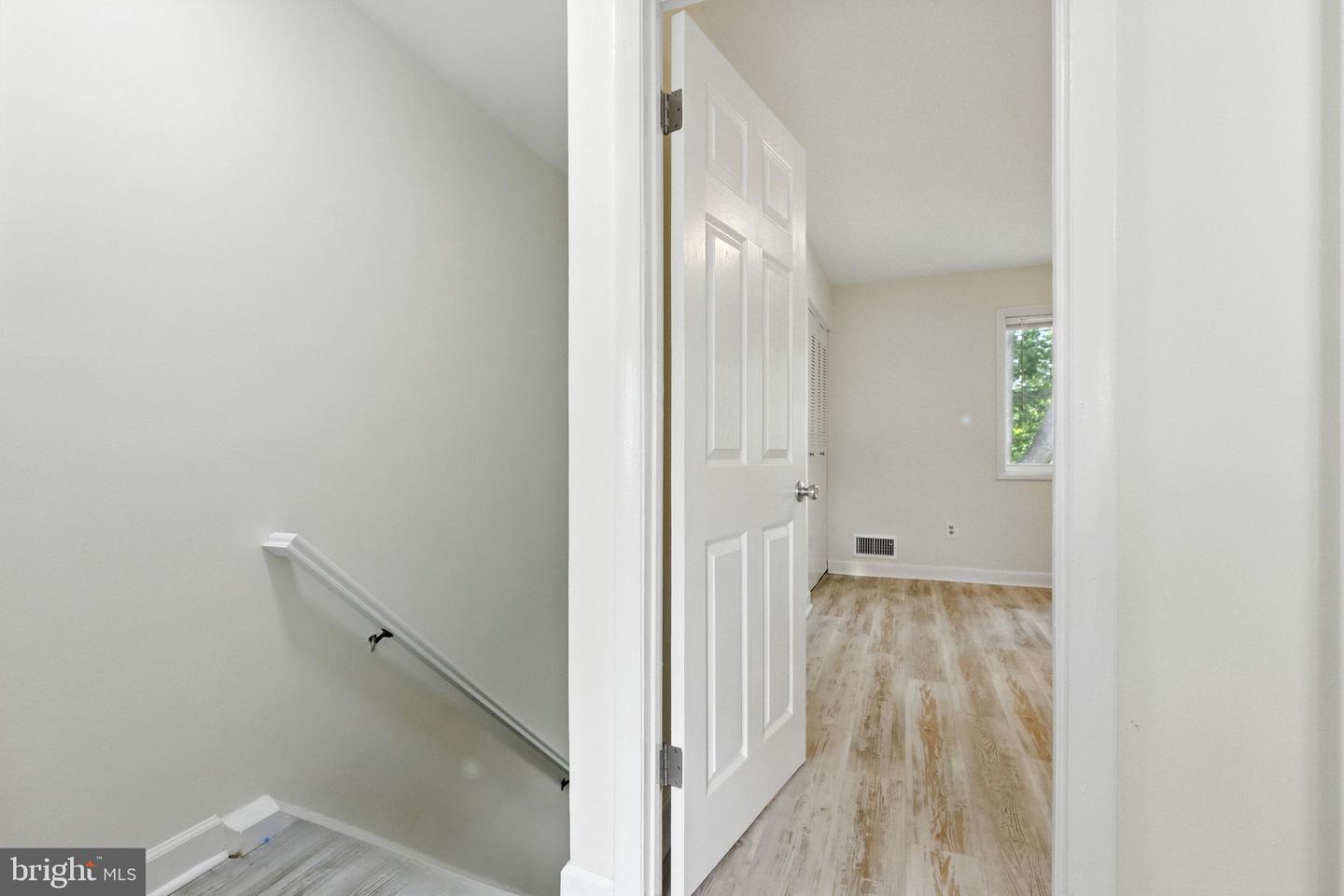 2201 CHAMBLEE PL, HERNDON, Virginia 20170, 2 Bedrooms Bedrooms, ,1 BathroomBathrooms,Residential,For sale,2201 CHAMBLEE PL,VAFX2259388 MLS # VAFX2259388