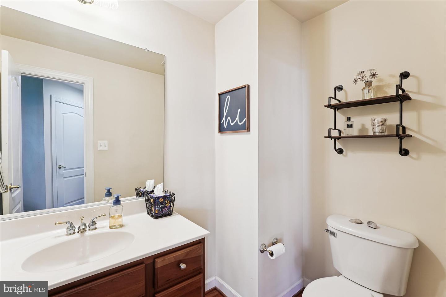 43641 HARTSHIRE TER, LEESBURG, Virginia 20176, 3 Bedrooms Bedrooms, 16 Rooms Rooms,3 BathroomsBathrooms,Residential,For sale,43641 HARTSHIRE TER,VALO2103922 MLS # VALO2103922