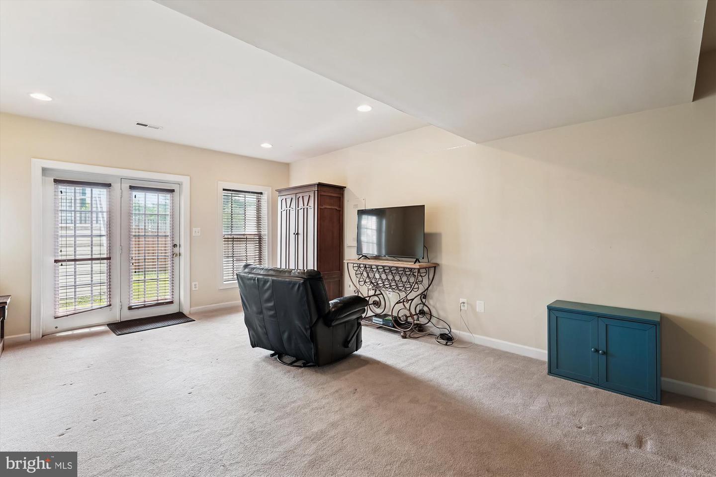 43641 HARTSHIRE TER, LEESBURG, Virginia 20176, 3 Bedrooms Bedrooms, 16 Rooms Rooms,3 BathroomsBathrooms,Residential,For sale,43641 HARTSHIRE TER,VALO2103922 MLS # VALO2103922