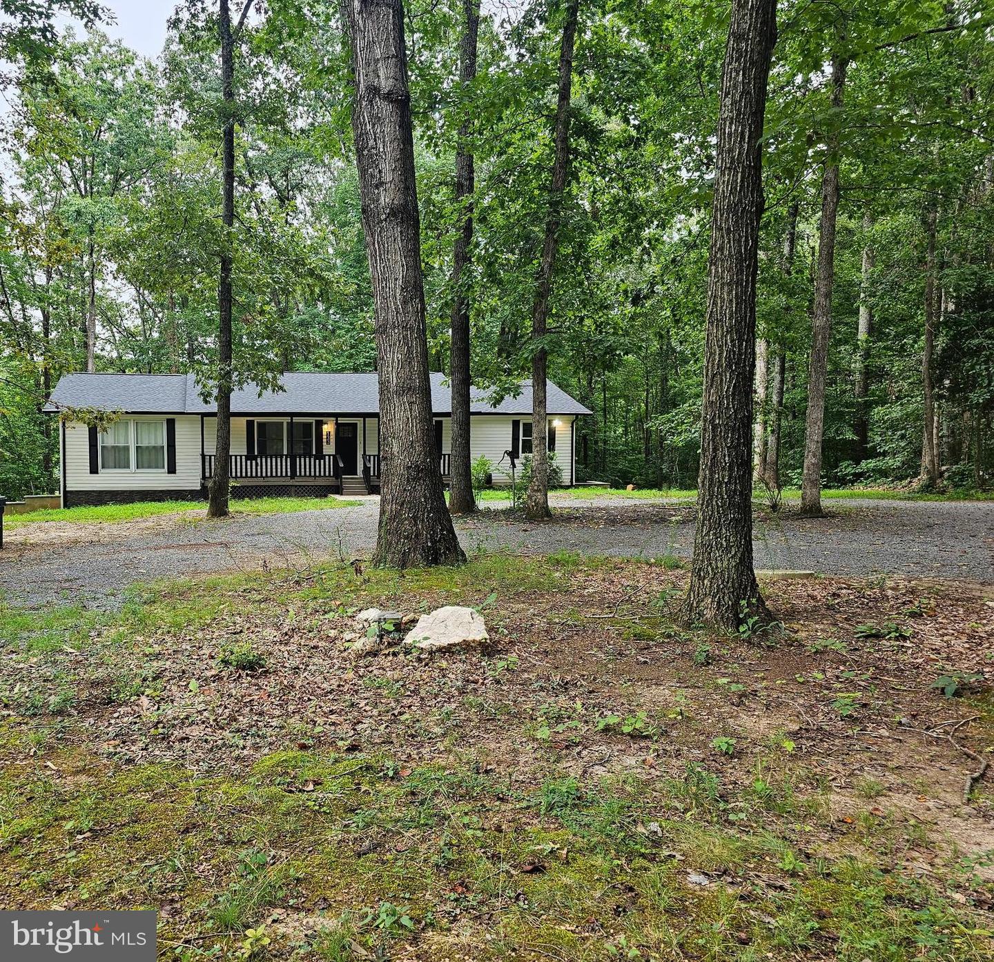 133 MEADOWS RD, FREDERICKSBURG, Virginia 22406, 4 Bedrooms Bedrooms, ,3 BathroomsBathrooms,Residential,For sale,133 MEADOWS RD,VAST2041500 MLS # VAST2041500