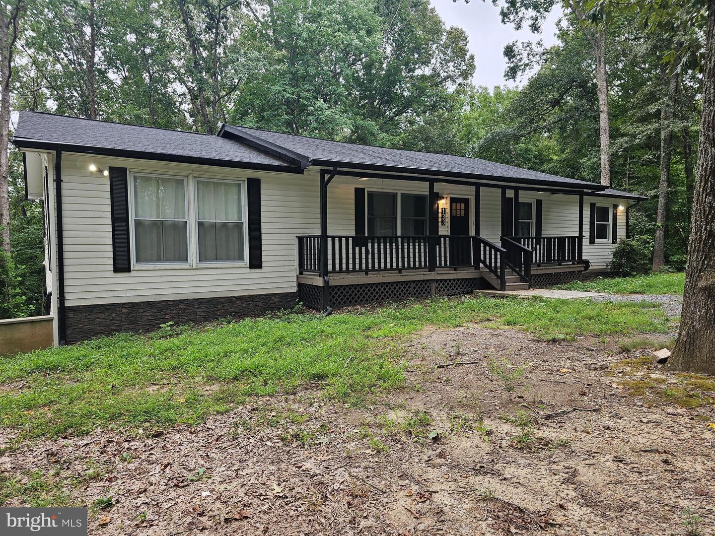 133 MEADOWS RD, FREDERICKSBURG, Virginia 22406, 4 Bedrooms Bedrooms, ,3 BathroomsBathrooms,Residential,For sale,133 MEADOWS RD,VAST2041500 MLS # VAST2041500