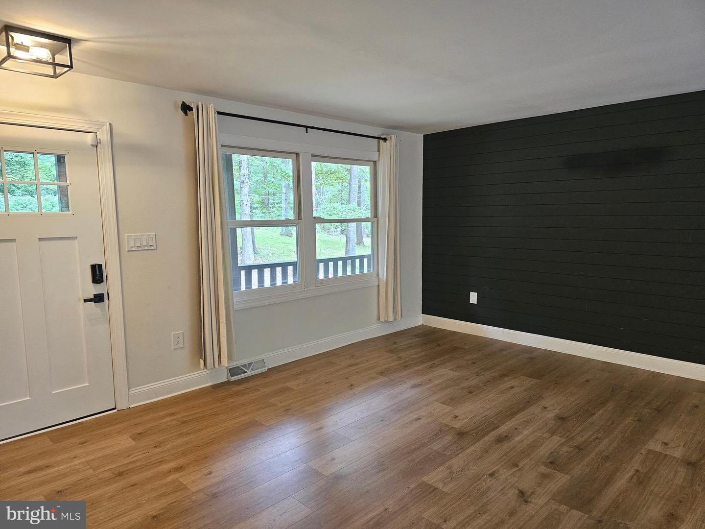 133 MEADOWS RD, FREDERICKSBURG, Virginia 22406, 4 Bedrooms Bedrooms, ,3 BathroomsBathrooms,Residential,For sale,133 MEADOWS RD,VAST2041500 MLS # VAST2041500