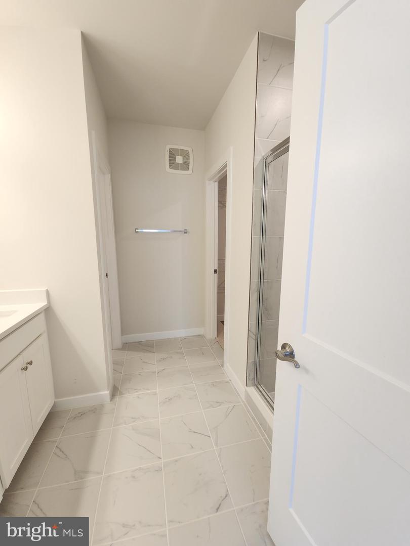 823 AMBROSE LN #A, MANASSAS PARK, Virginia 20111, 2 Bedrooms Bedrooms, ,2 BathroomsBathrooms,Residential,For sale,823 AMBROSE LN #A,VAPW2100808 MLS # VAPW2100808