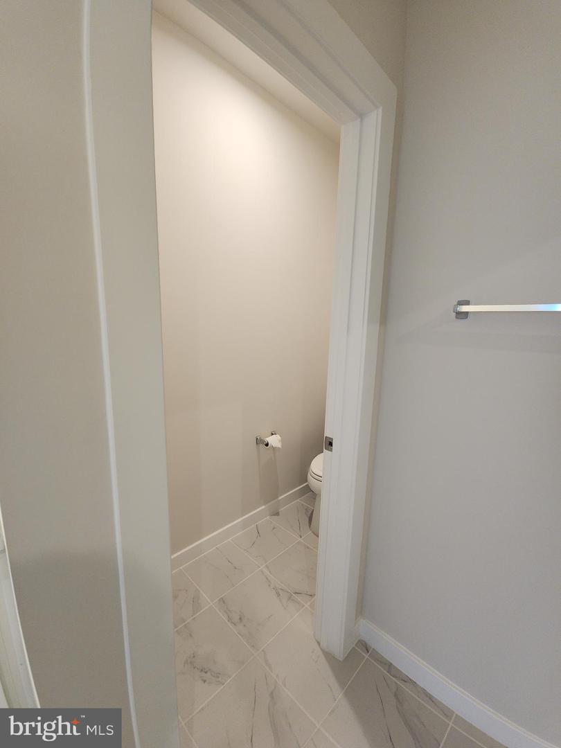 823 AMBROSE LN #A, MANASSAS PARK, Virginia 20111, 2 Bedrooms Bedrooms, ,2 BathroomsBathrooms,Residential,For sale,823 AMBROSE LN #A,VAPW2100808 MLS # VAPW2100808
