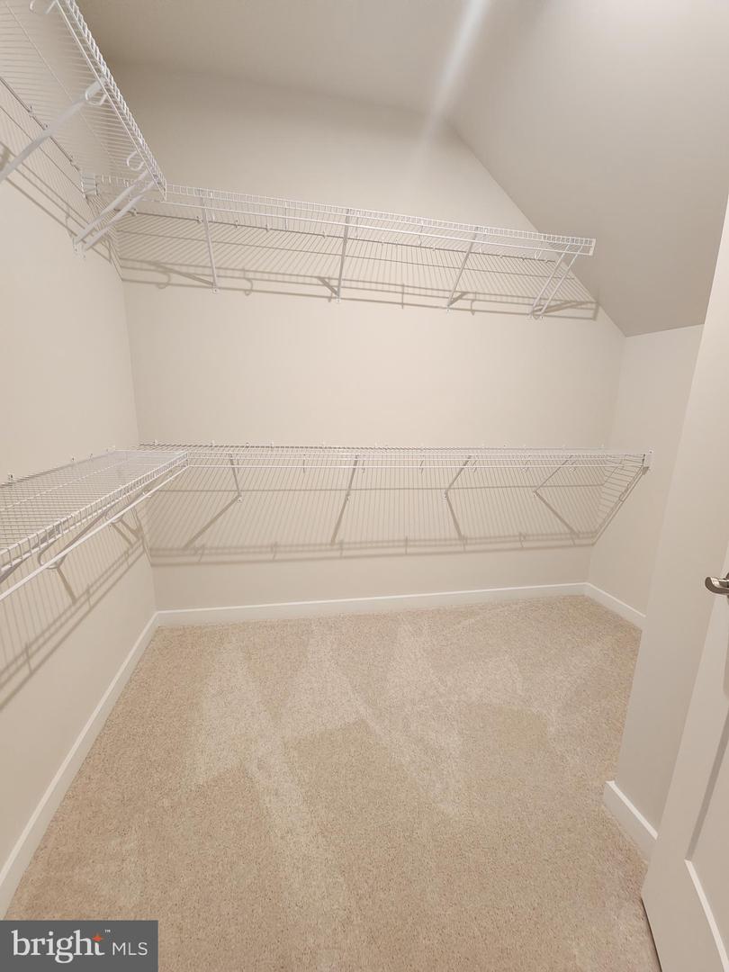 823 AMBROSE LN #A, MANASSAS PARK, Virginia 20111, 2 Bedrooms Bedrooms, ,2 BathroomsBathrooms,Residential,For sale,823 AMBROSE LN #A,VAPW2100808 MLS # VAPW2100808