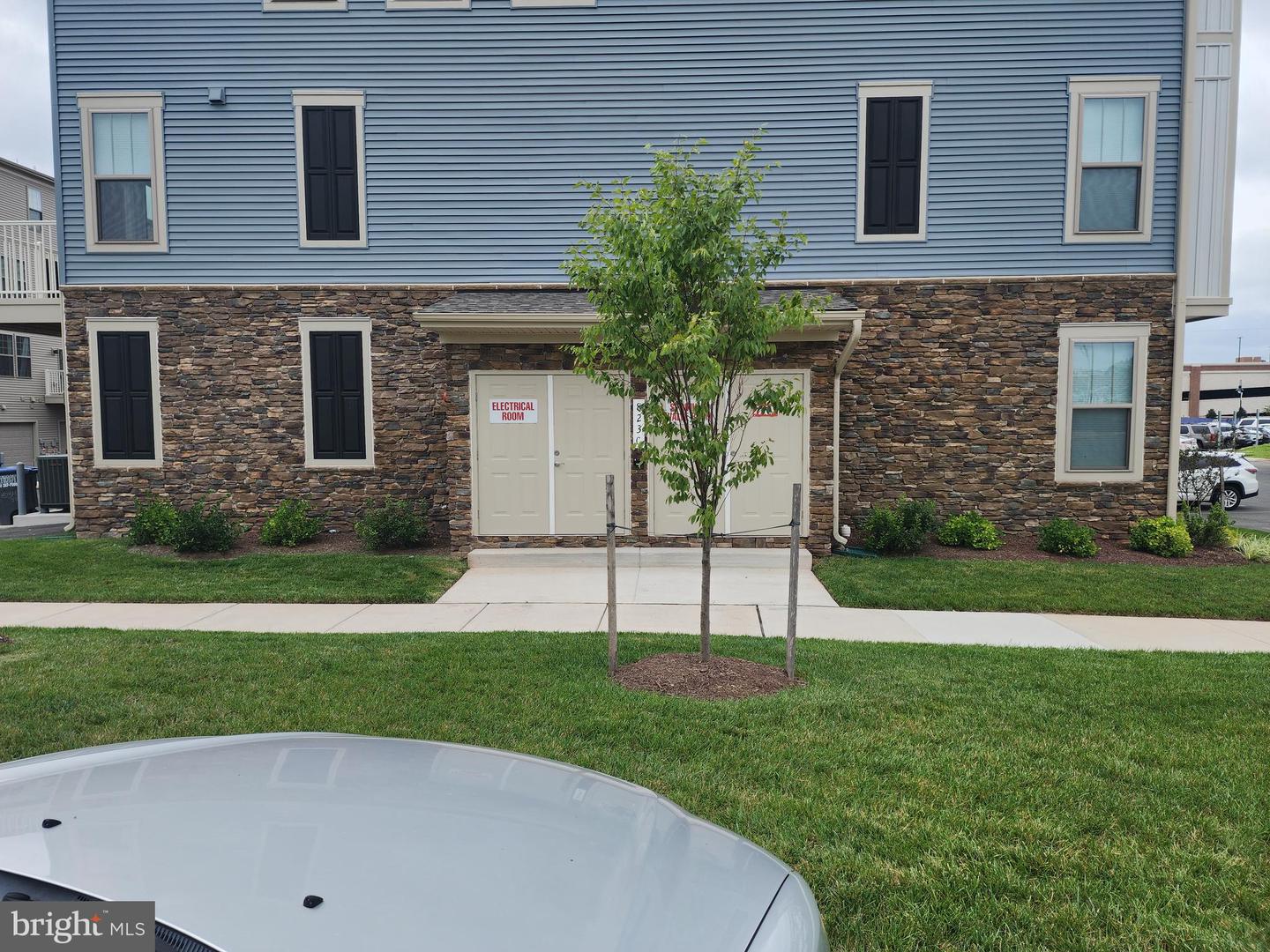 823 AMBROSE LN #A, MANASSAS PARK, Virginia 20111, 2 Bedrooms Bedrooms, ,2 BathroomsBathrooms,Residential,For sale,823 AMBROSE LN #A,VAPW2100808 MLS # VAPW2100808