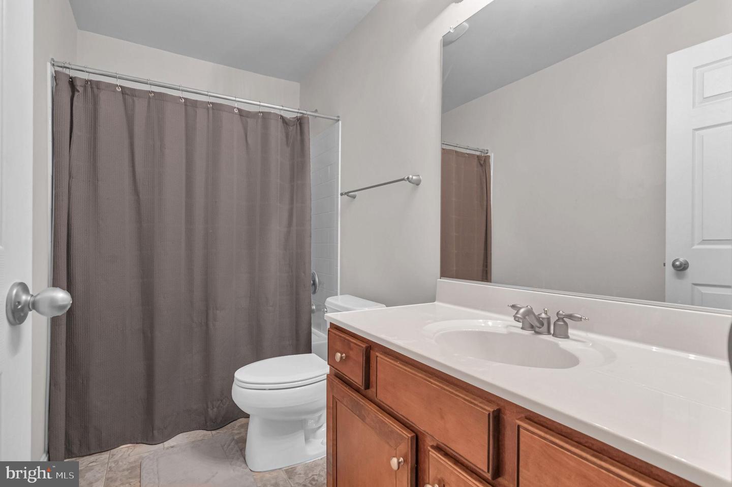 10 MINNIEAR CT, FREDERICKSBURG, Virginia 22406, 4 Bedrooms Bedrooms, 8 Rooms Rooms,3 BathroomsBathrooms,Residential,For sale,10 MINNIEAR CT,VAST2041508 MLS # VAST2041508