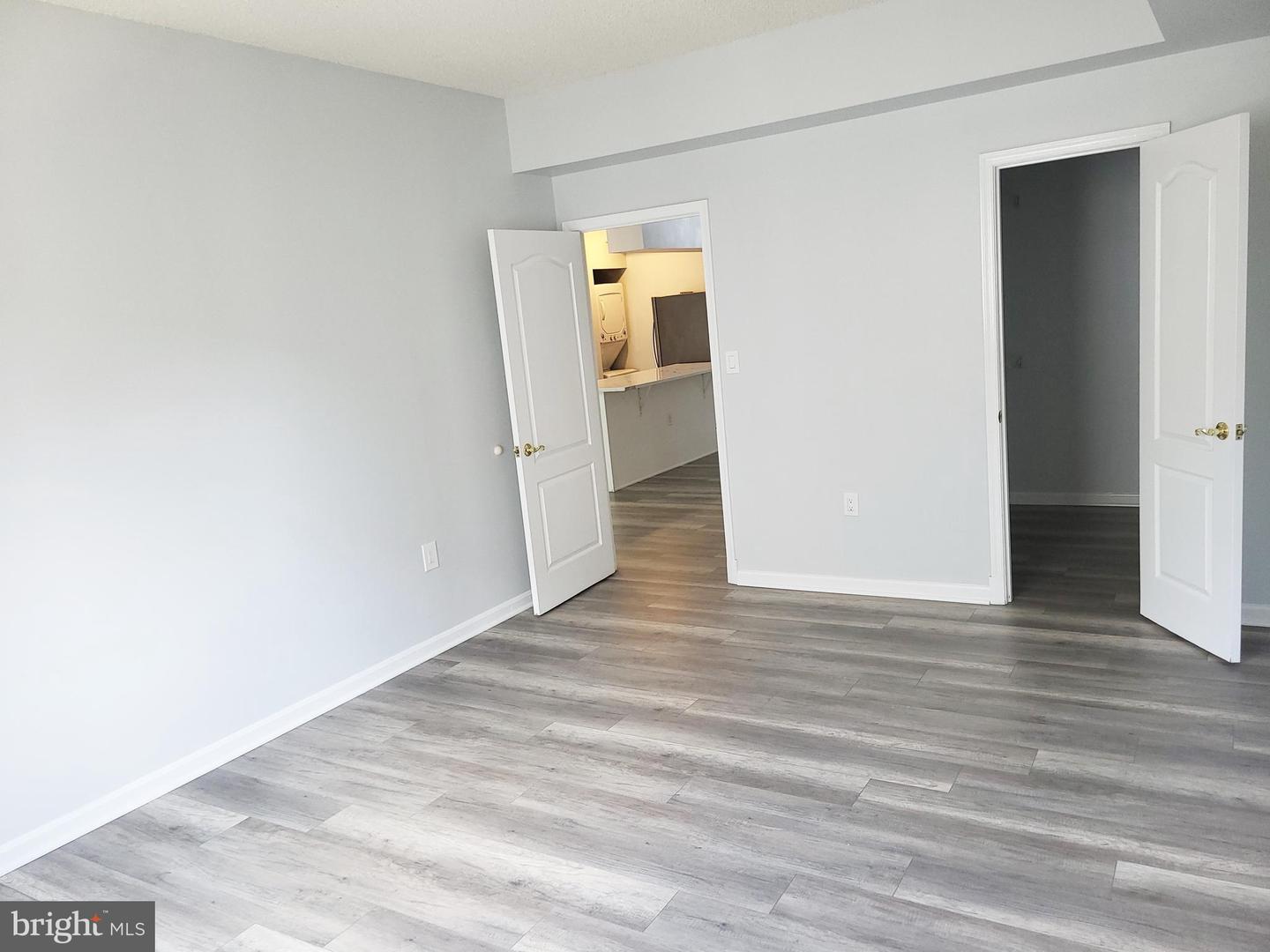 1211 S EADS ST #1203, ARLINGTON, Virginia 22202, 1 Bedroom Bedrooms, ,1 BathroomBathrooms,Residential,For sale,1211 S EADS ST #1203,VAAR2061892 MLS # VAAR2061892