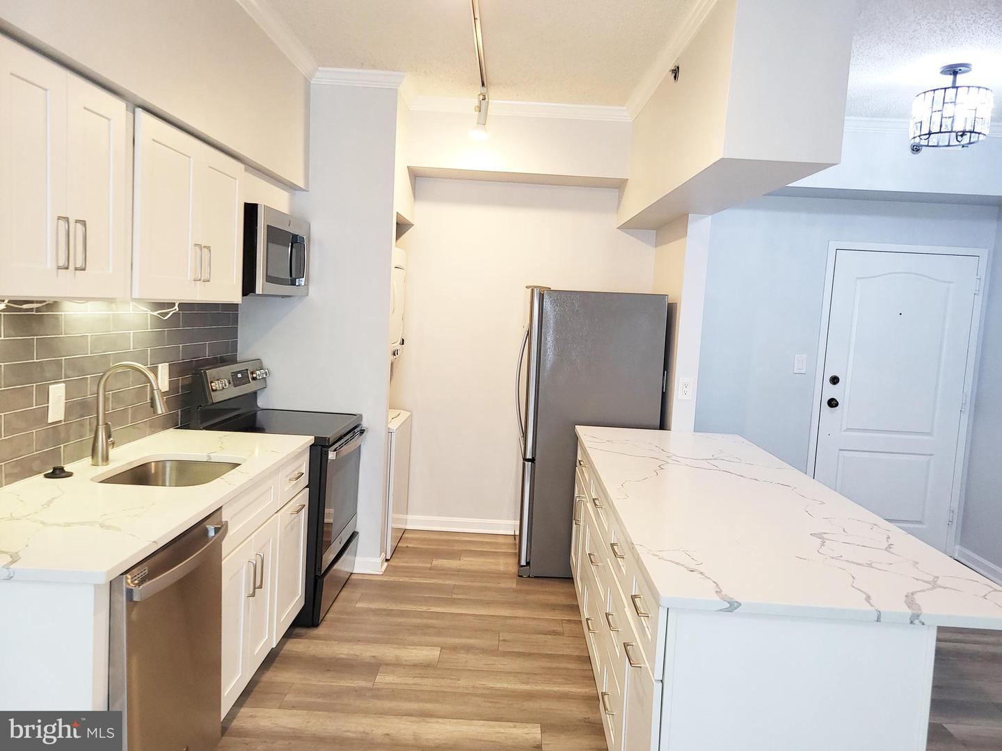 1211 S EADS ST #1203, ARLINGTON, Virginia 22202, 1 Bedroom Bedrooms, ,1 BathroomBathrooms,Residential,For sale,1211 S EADS ST #1203,VAAR2061892 MLS # VAAR2061892