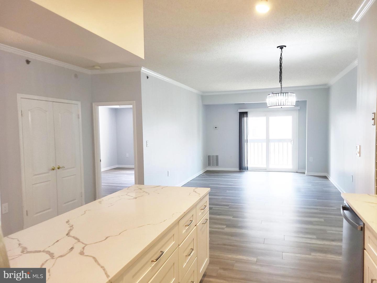 1211 S EADS ST #1203, ARLINGTON, Virginia 22202, 1 Bedroom Bedrooms, ,1 BathroomBathrooms,Residential,For sale,1211 S EADS ST #1203,VAAR2061892 MLS # VAAR2061892