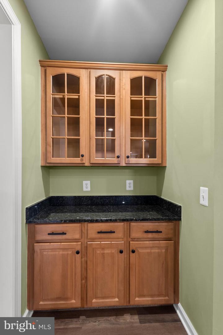42294 IRON BIT PL, CHANTILLY, Virginia 20152, 5 Bedrooms Bedrooms, ,5 BathroomsBathrooms,Residential,For sale,42294 IRON BIT PL,VALO2103844 MLS # VALO2103844