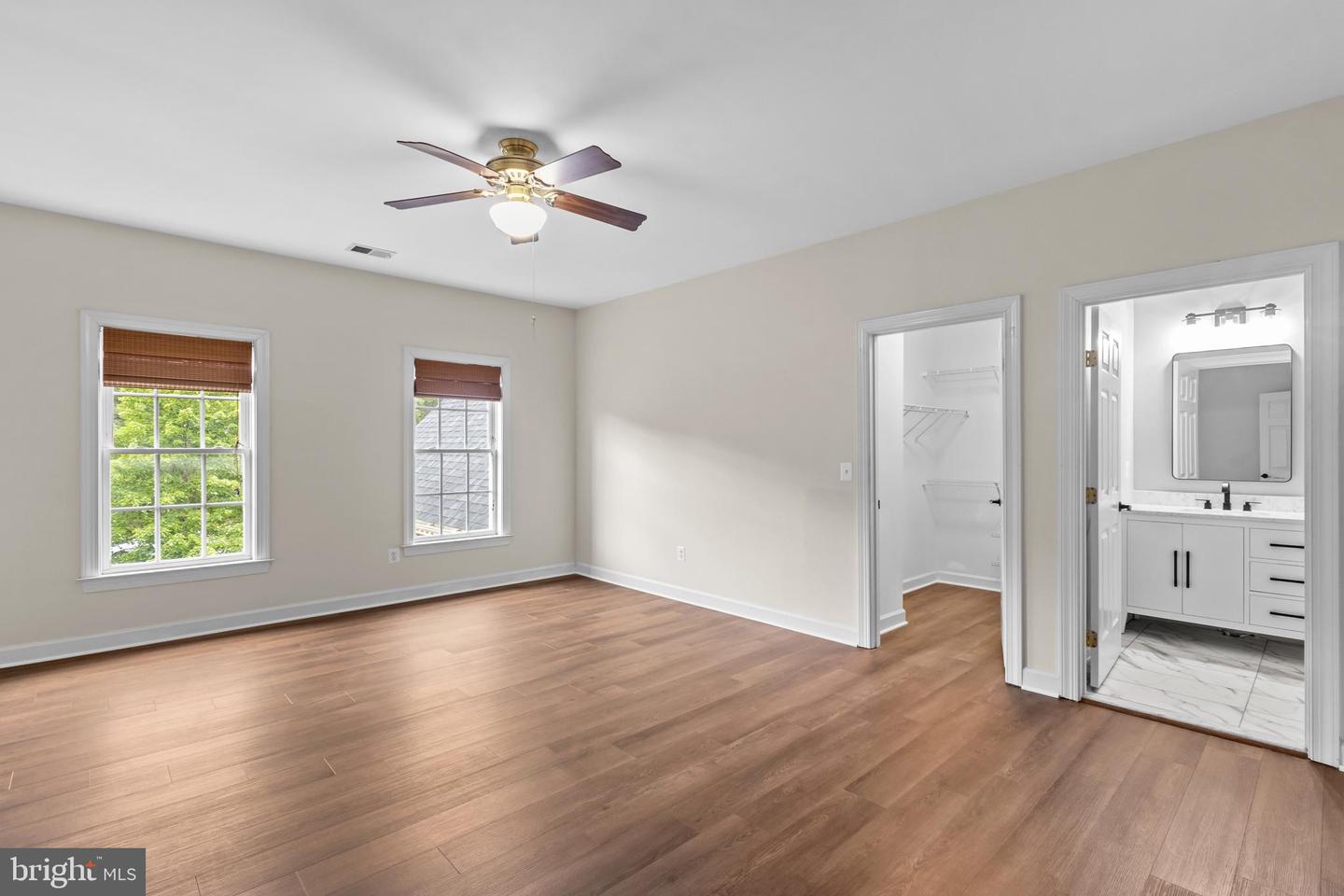 42294 IRON BIT PL, CHANTILLY, Virginia 20152, 5 Bedrooms Bedrooms, ,5 BathroomsBathrooms,Residential,For sale,42294 IRON BIT PL,VALO2103844 MLS # VALO2103844