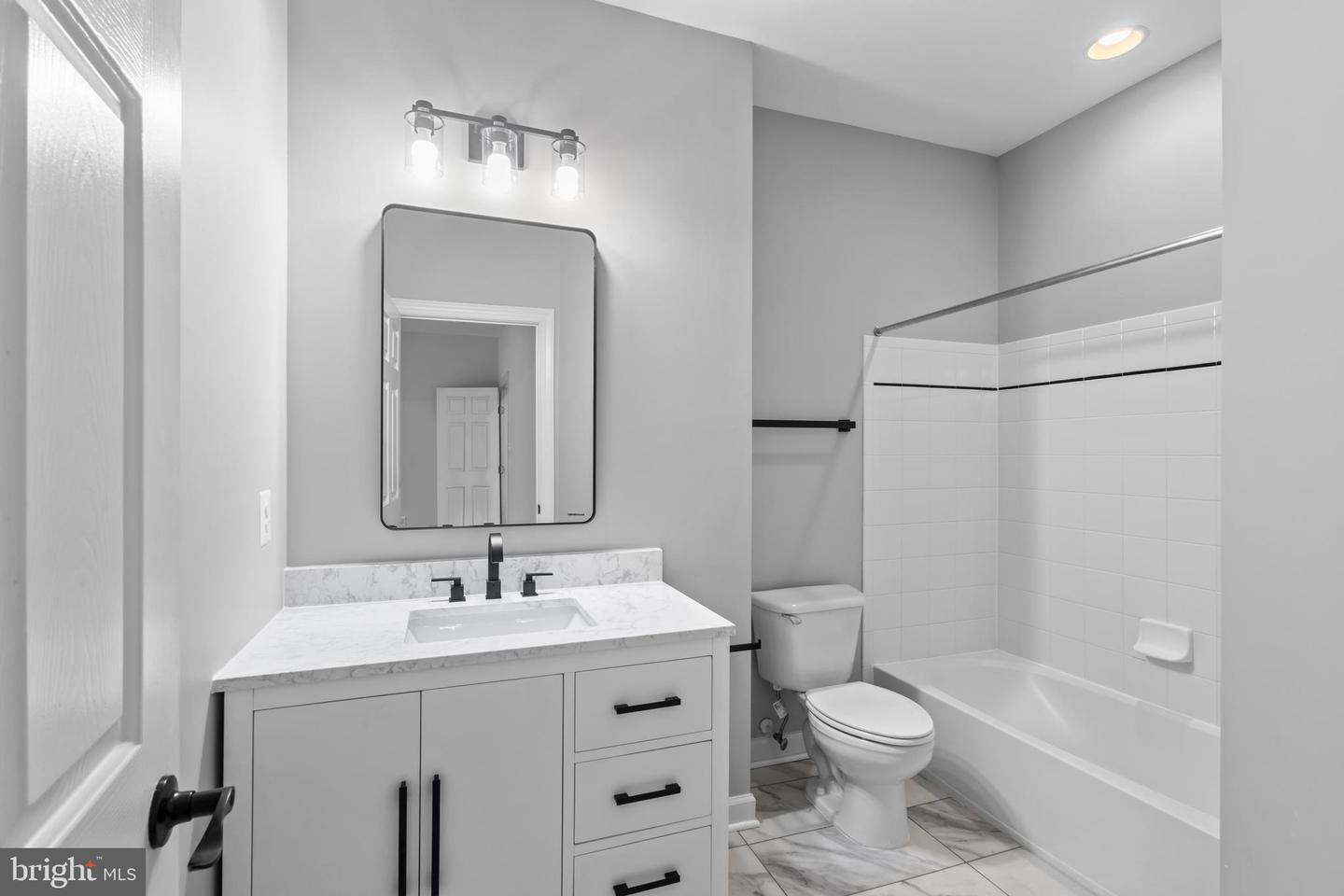 42294 IRON BIT PL, CHANTILLY, Virginia 20152, 5 Bedrooms Bedrooms, ,5 BathroomsBathrooms,Residential,For sale,42294 IRON BIT PL,VALO2103844 MLS # VALO2103844