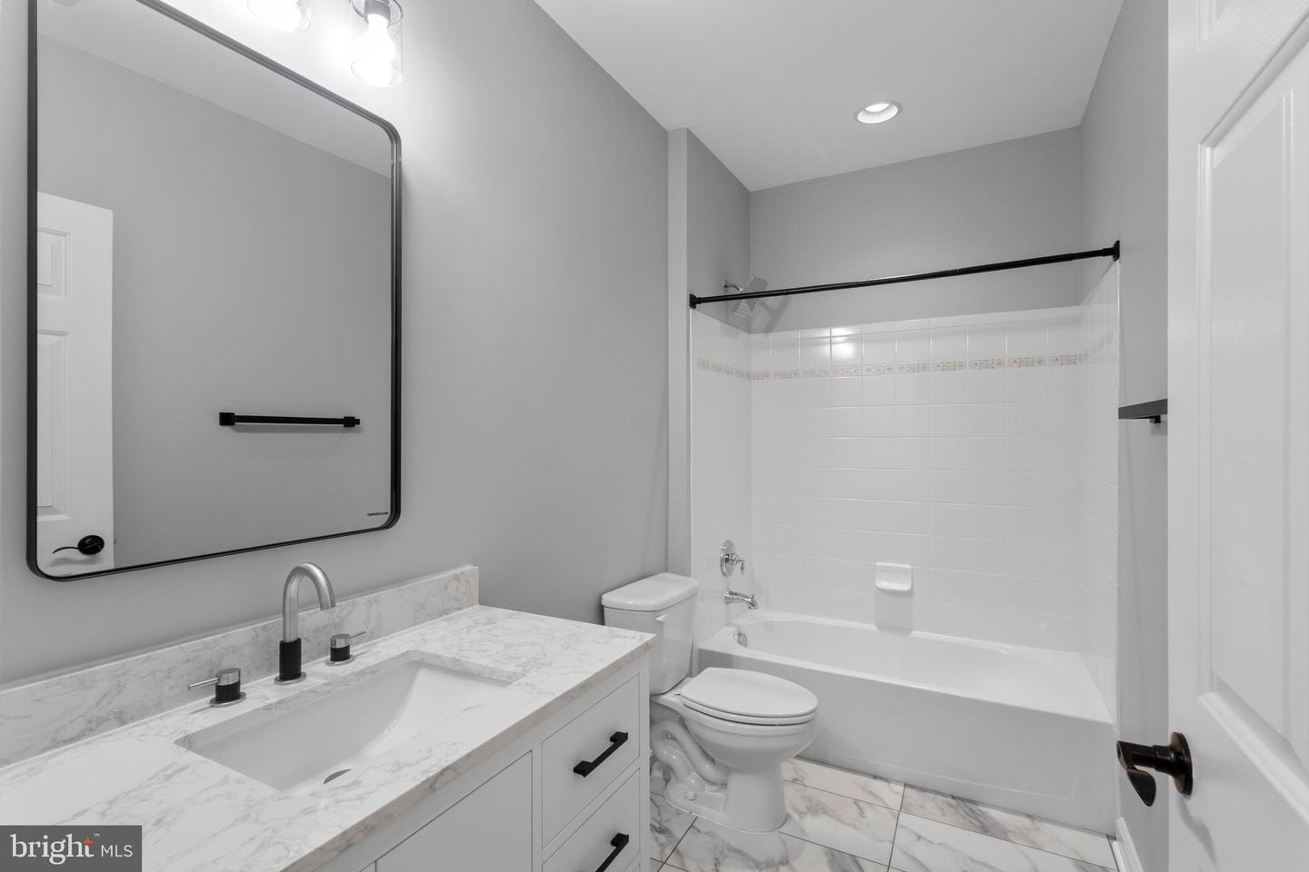 42294 IRON BIT PL, CHANTILLY, Virginia 20152, 5 Bedrooms Bedrooms, ,5 BathroomsBathrooms,Residential,For sale,42294 IRON BIT PL,VALO2103844 MLS # VALO2103844