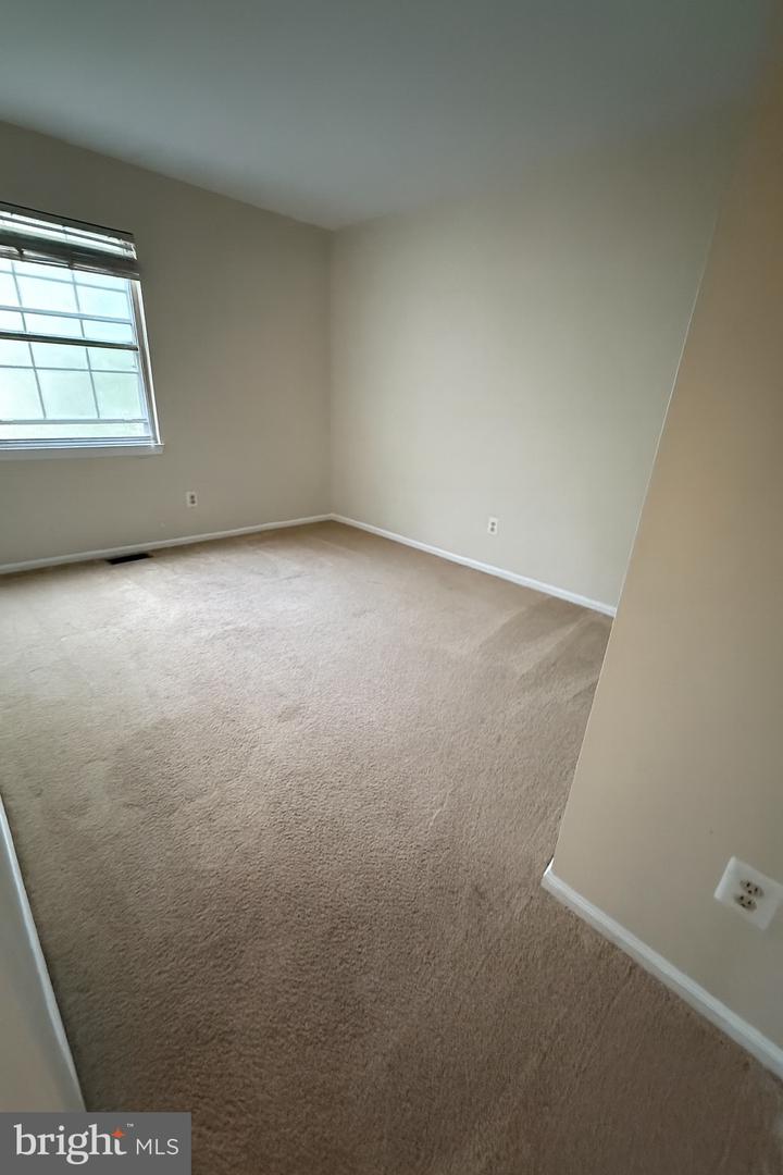 4127 WEEPING WILLOW CT #142-A, CHANTILLY, Virginia 20151, 3 Bedrooms Bedrooms, ,2 BathroomsBathrooms,Residential,For sale,4127 WEEPING WILLOW CT #142-A,VAFX2259280 MLS # VAFX2259280