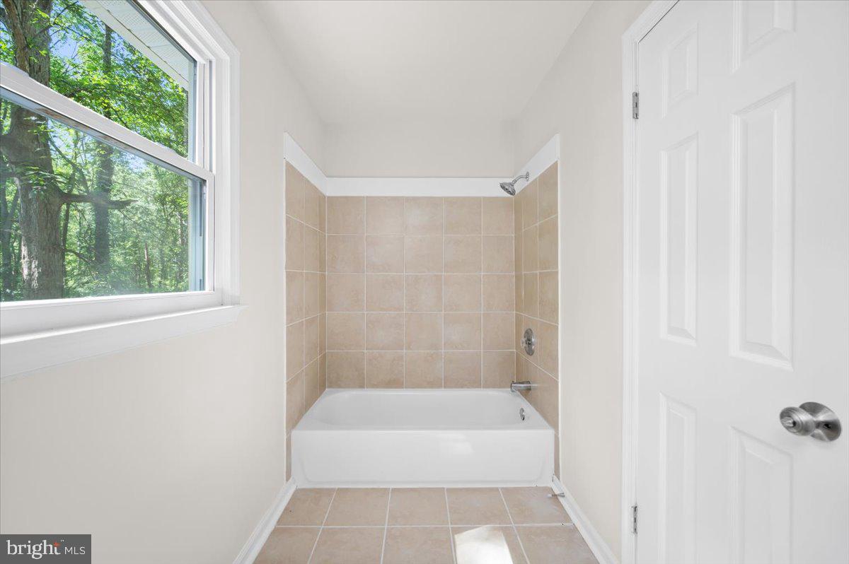 11816 RUTHERFORD DR, FREDERICKSBURG, Virginia 22407, 3 Bedrooms Bedrooms, ,2 BathroomsBathrooms,Residential,For sale,11816 RUTHERFORD DR,VASP2035222 MLS # VASP2035222