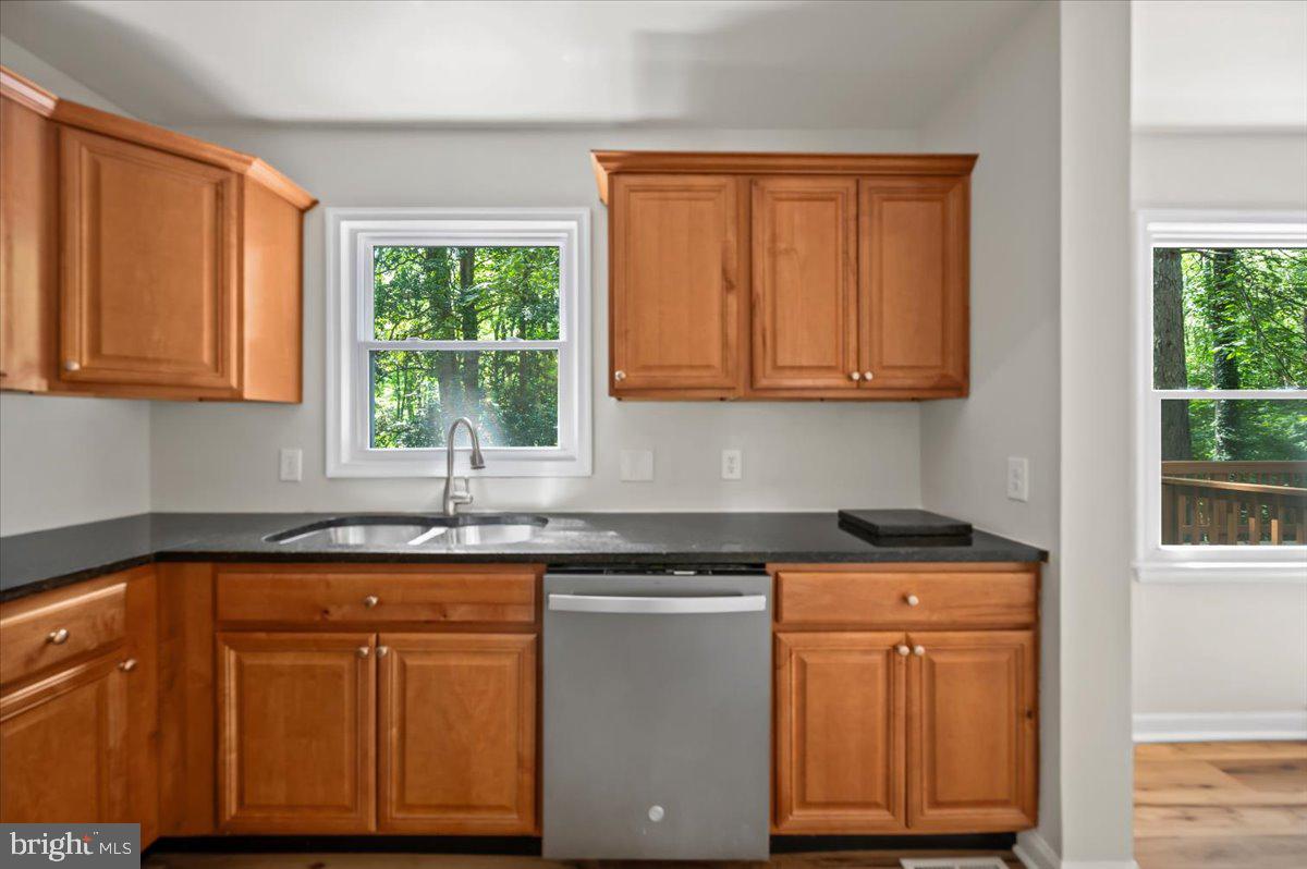 11816 RUTHERFORD DR, FREDERICKSBURG, Virginia 22407, 3 Bedrooms Bedrooms, ,2 BathroomsBathrooms,Residential,For sale,11816 RUTHERFORD DR,VASP2035222 MLS # VASP2035222