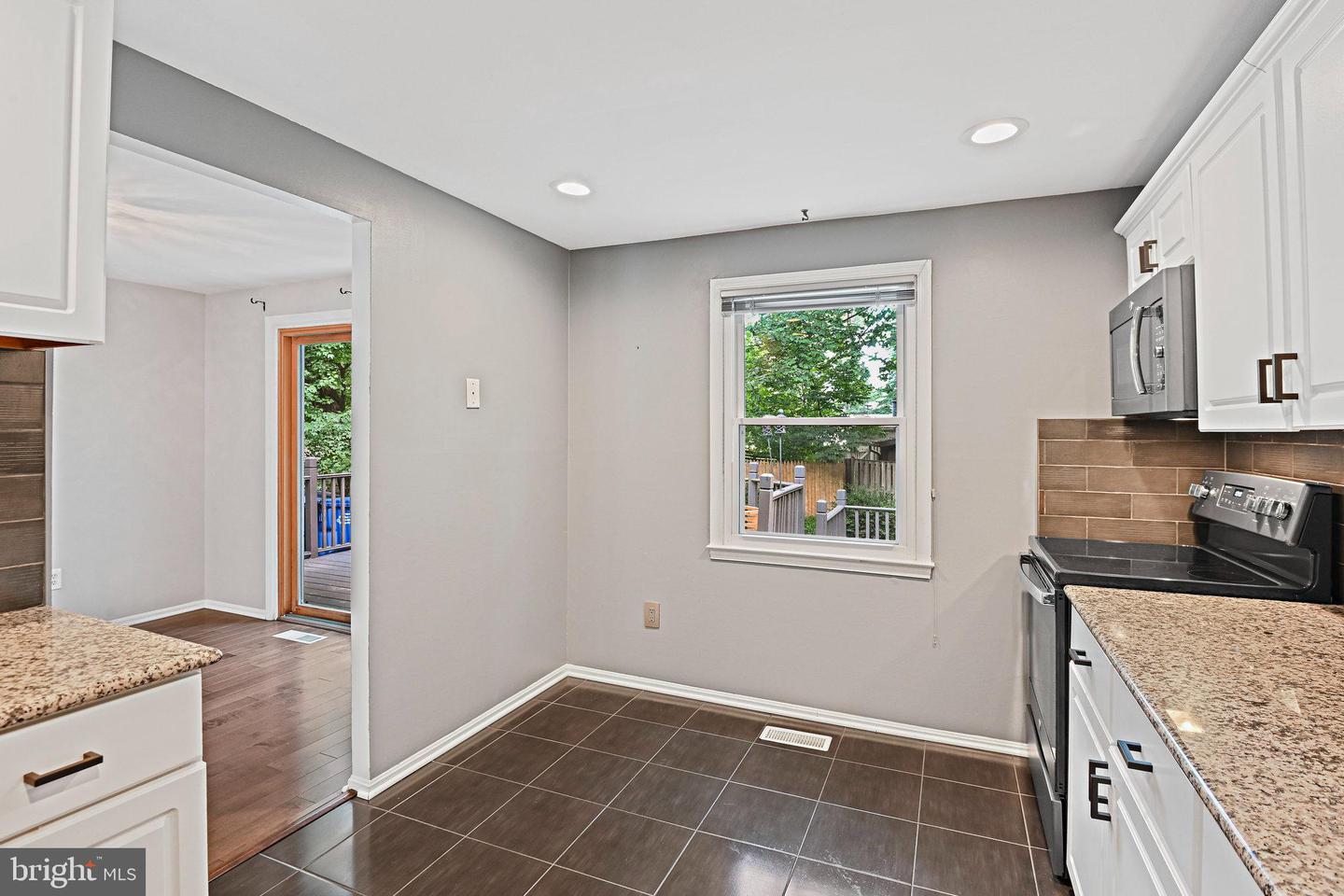 12706 SAYLERS CREEK LN, HERNDON, Virginia 20170, 4 Bedrooms Bedrooms, 8 Rooms Rooms,2 BathroomsBathrooms,Residential,For sale,12706 SAYLERS CREEK LN,VAFX2259064 MLS # VAFX2259064
