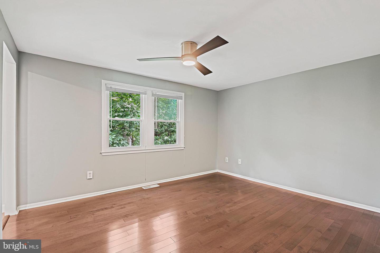 12706 SAYLERS CREEK LN, HERNDON, Virginia 20170, 4 Bedrooms Bedrooms, 8 Rooms Rooms,2 BathroomsBathrooms,Residential,For sale,12706 SAYLERS CREEK LN,VAFX2259064 MLS # VAFX2259064