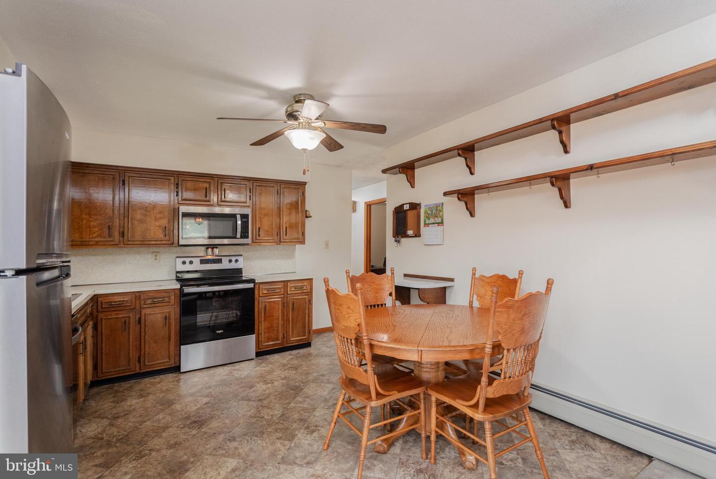 42 OAKCREST DR, LURAY, Virginia 22835, 3 Bedrooms Bedrooms, ,2 BathroomsBathrooms,Residential,For sale,42 OAKCREST DR,VAPA2005224 MLS # VAPA2005224