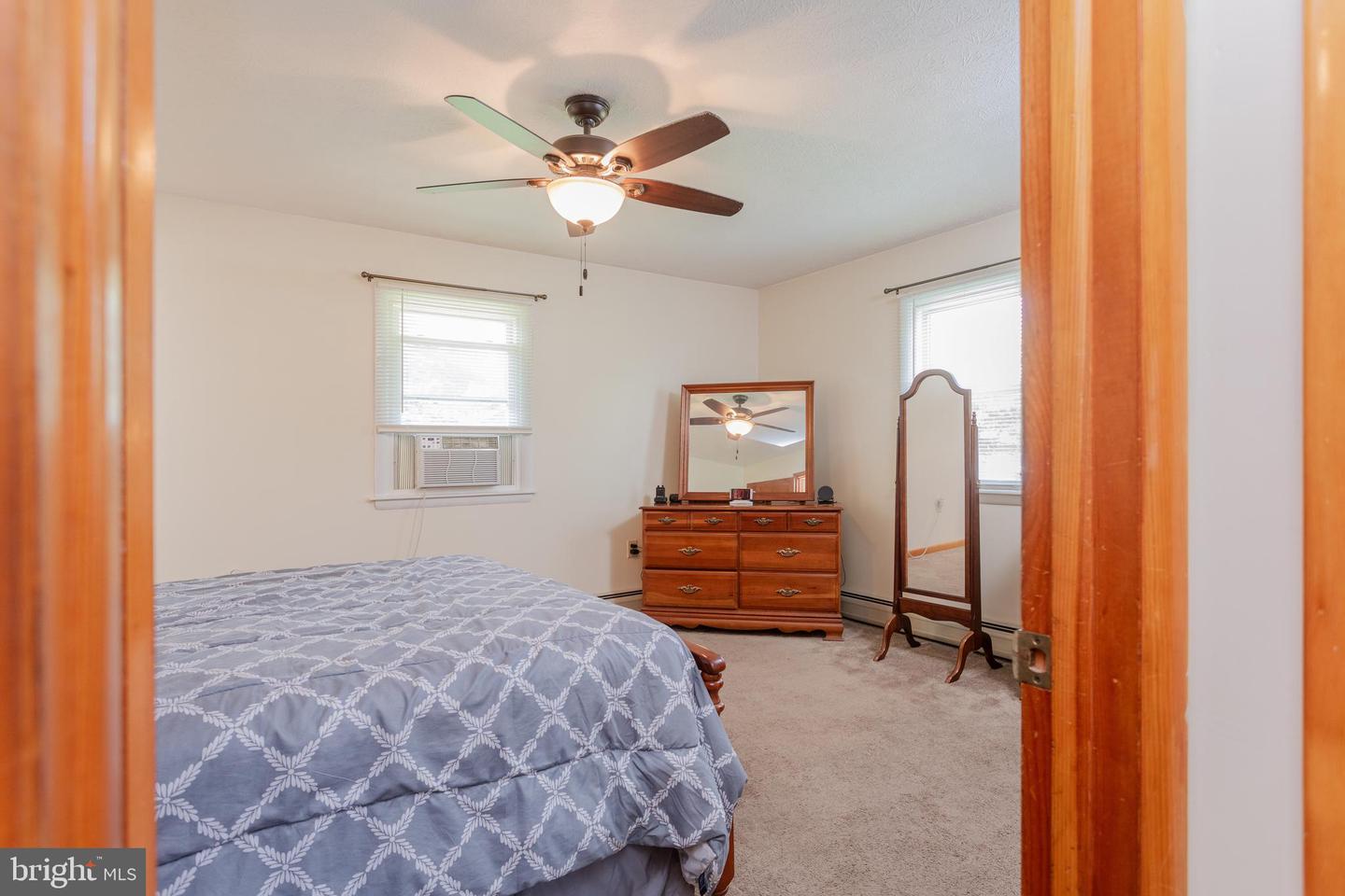 42 OAKCREST DR, LURAY, Virginia 22835, 3 Bedrooms Bedrooms, ,2 BathroomsBathrooms,Residential,For sale,42 OAKCREST DR,VAPA2005224 MLS # VAPA2005224