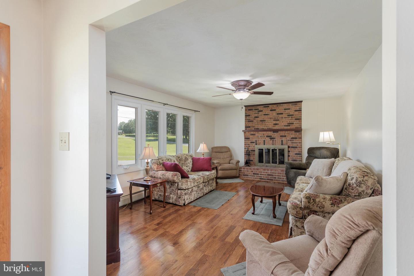 42 OAKCREST DR, LURAY, Virginia 22835, 3 Bedrooms Bedrooms, ,2 BathroomsBathrooms,Residential,For sale,42 OAKCREST DR,VAPA2005224 MLS # VAPA2005224